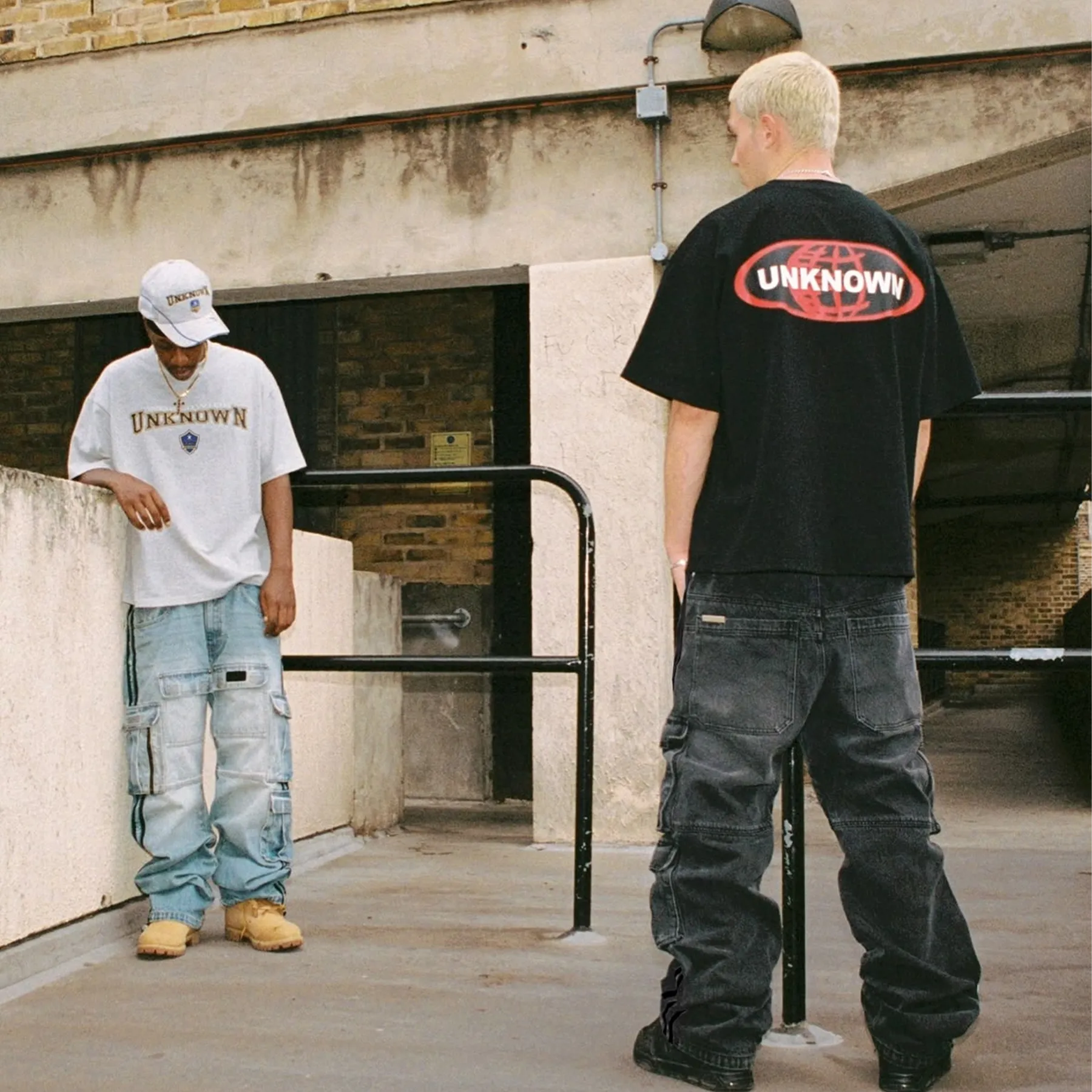 Unknown College Tee 'Grey'